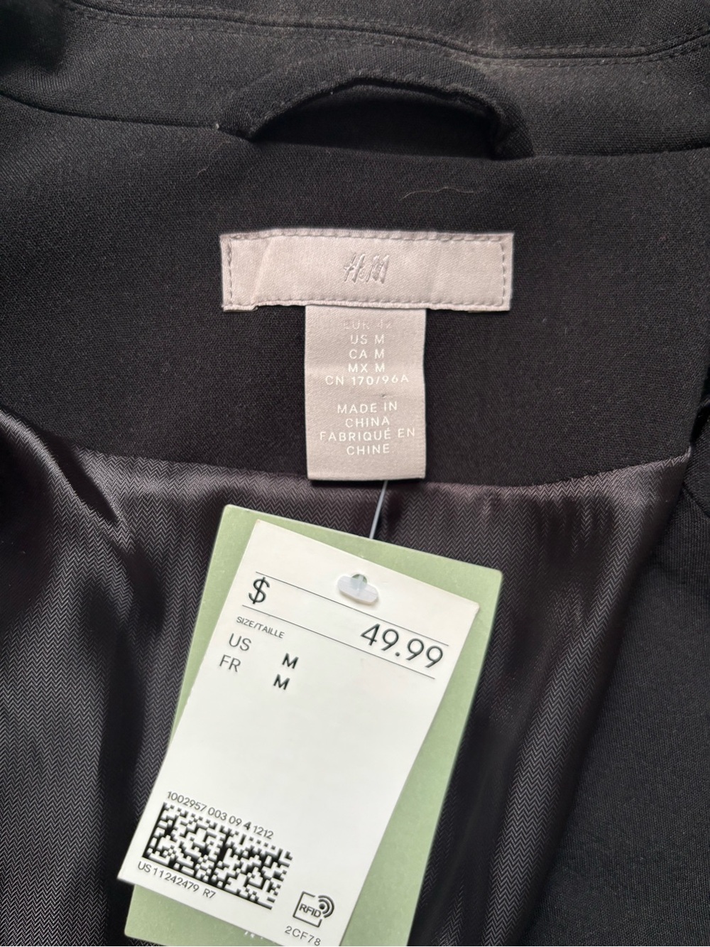 H&M Black Cropped Women's Blazer Jacket - Picture 2 of 3